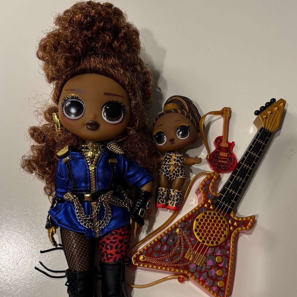 OMG! Remix Rock Ferocious Fashion Doll and Remix Tot